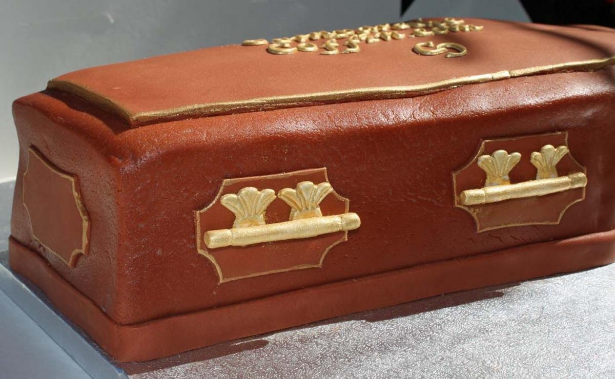 Coffin Cake