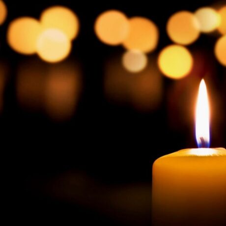 Why Should You Create a Memorial Website For a Loved One?